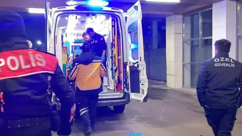 Karaman'da Sokak Ortasında Silahlı Saldırı: 24 Yaşındaki Genç Yaralandı