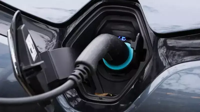 Kasım'da Şarj İstasyonları Gücü %3,3 Arttı, Yeşil Enerji Kullanımı Öne Çıktı