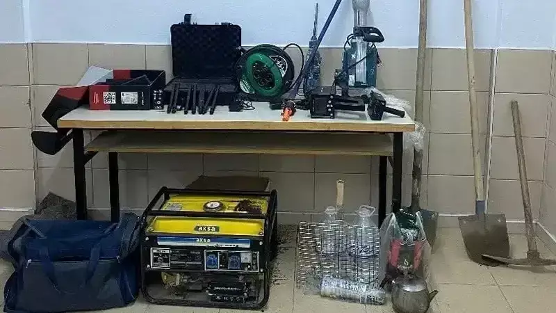 Konya'da Kaçak Kazı Operasyonu: 8 Kişi Suçüstü Yakalandı