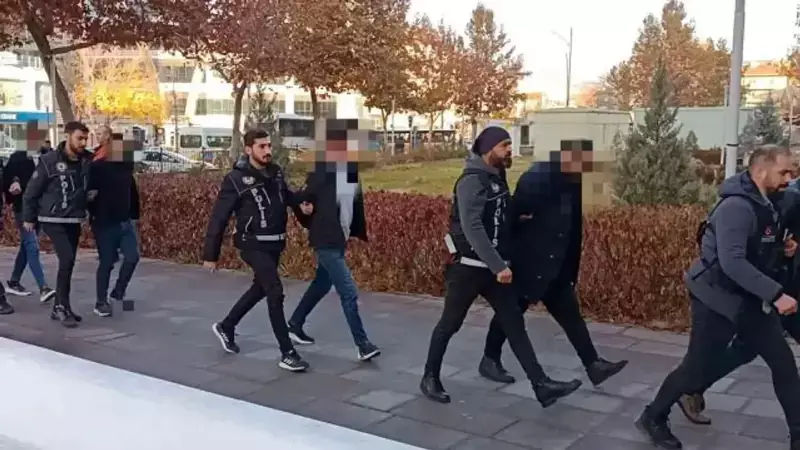 Kırşehir'de Narkotik Operasyonu: 9 Şüpheli Yakalandı