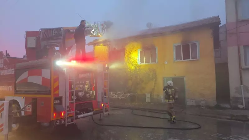 Kütahya'da Ahşap Evde Feci Yangın: 85 Yaşındaki Anne Hayatını Kaybetti