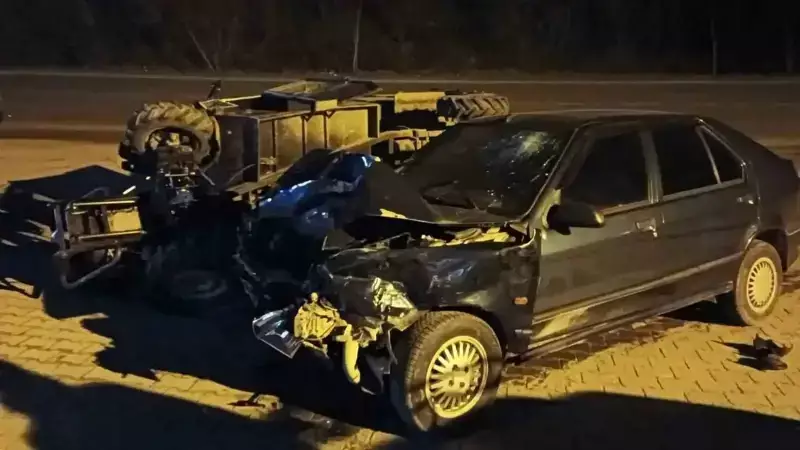 Kumru'da Patpat ile Otomobil Çarpıştı: 2 Yaralı