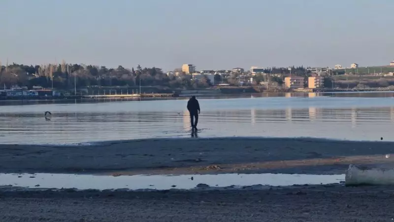 Marmaraereğlisi'nde Deniz 20 Metre Çekildi: Tekneler Karaya Oturdu