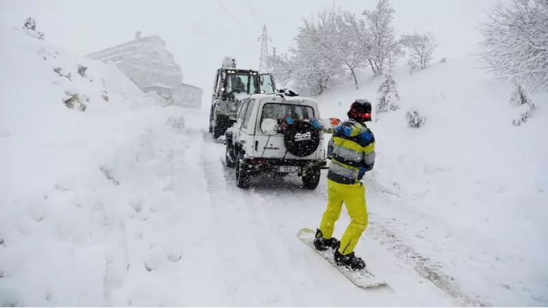 Meteoroloji Uyardı: Batı Karadeniz'de Kuvvetli Kar Yağışı Bekleniyor
