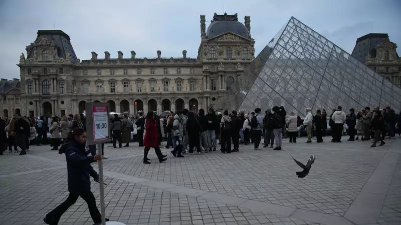 Napolyon'un Yüzüğü Çalındı: Avrupa Müzelerinde Güvenlik Alarmı