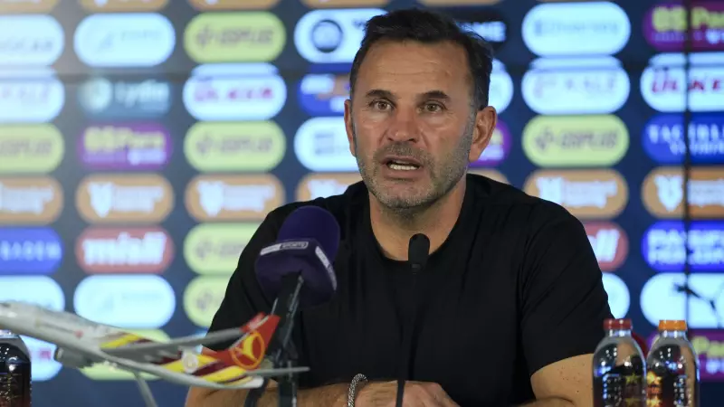 Okan Buruk Derbide 3 Değişiklik Yaptı: Osimhen Sahaya Döndü