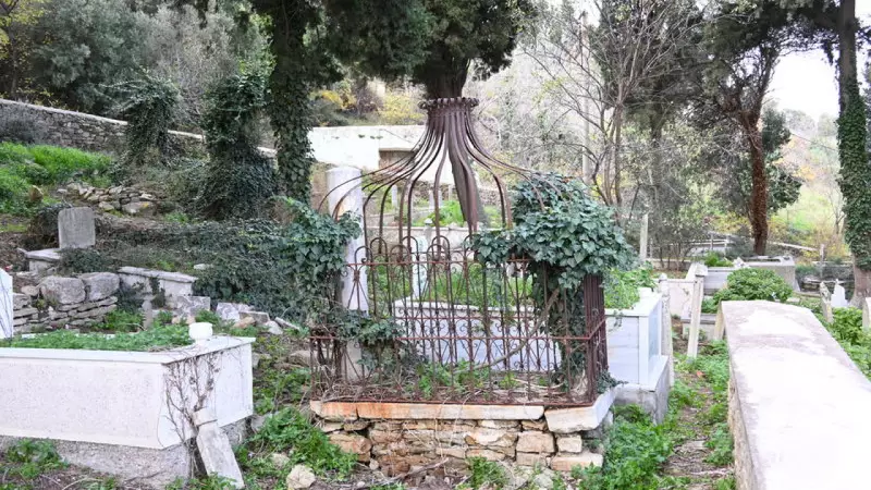 Osmanlı Komutanı Necip Paşa'nın Kayıp Mezarı Gelibolu'da Bulundu