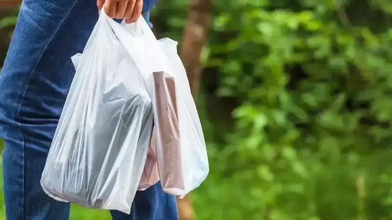 Plastik Poşet Fiyatı 2026'da 1 TL Oluyor: 2.8 Milyon Ton Atık Önlendi