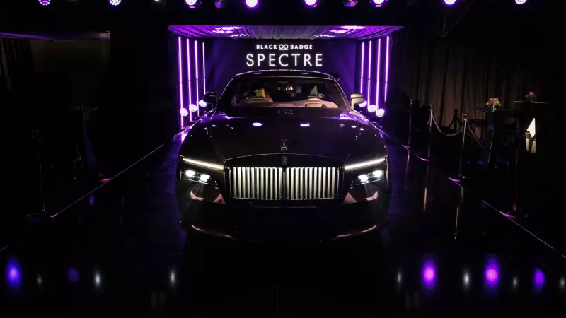 Rolls-Royce'un En Güçlü Modeli Black Badge Spectre Türkiye'de Lansmanla Tanıtıldı