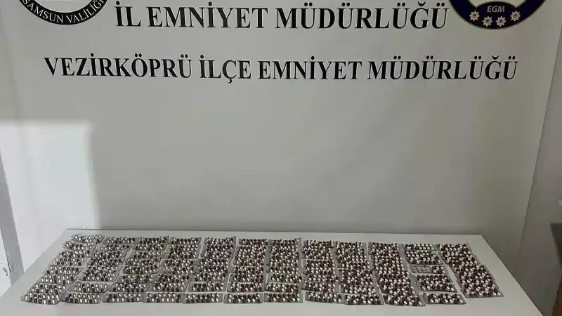 Samsun'da Polisten Büyük Operasyon: 1.308 Uyuşturucu Hap Ele Geçirildi