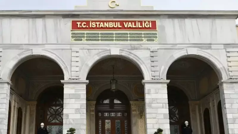İstanbul Valiliği'nden Fatih'teki Göçmen Yoğunluğu İddialarına Yalanlama