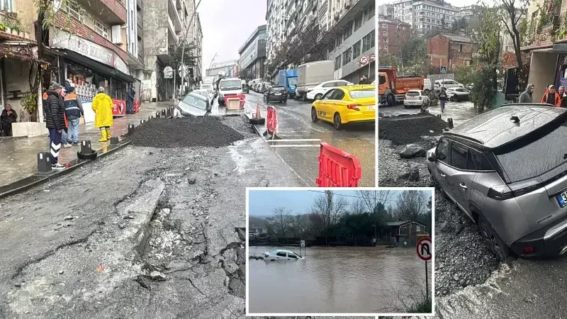 İstanbul'da Sağanak: Araçlar Sürüklendi, Yol Çöktü, Otobüs Devrildi