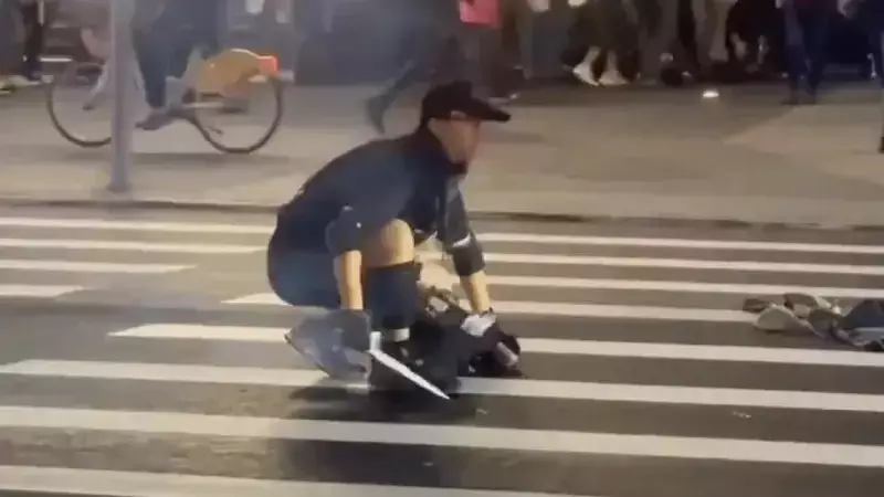 Taipei'de Metro İstasyonunda Sis Bombalı Bıçaklı Saldırı: 3 Ölü