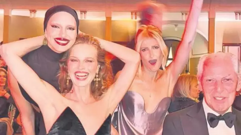 Tereza Maxova, Türk İş İnsanıyla Evlendikten Sonra Arkadaşlarını Türkiye'ye Davet Etti