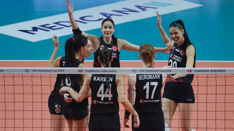THY Kadın Voleybol Takımı, Sultanlar Ligi'nde İlbank'ı 3-0 Mağlup Etti