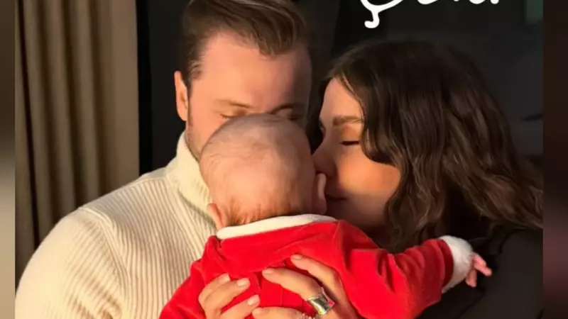 Tolga Sarıtaş'tan Yılbaşı Aile Pozu: Teşekkürler 2025