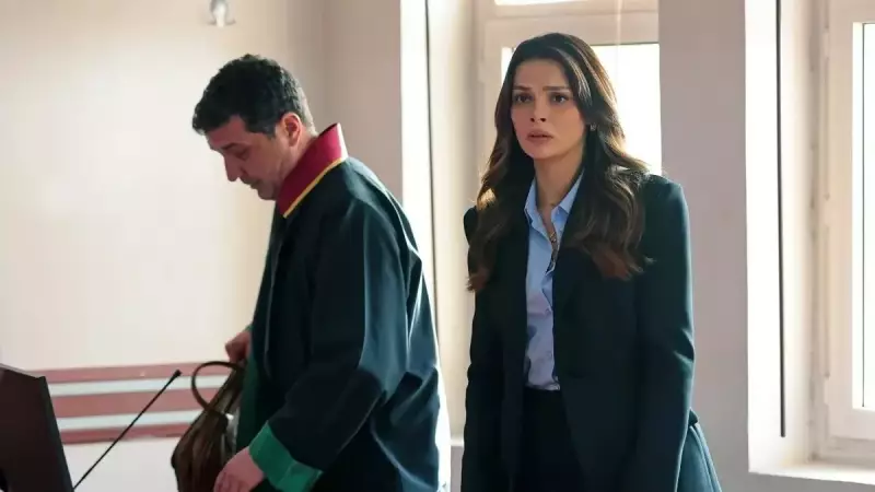 Uzak Şehir 41. Bölüm Fragmanı Yayınlandı: 'Adam Akıllı Davranmayı Öğreneceksin Boran!'