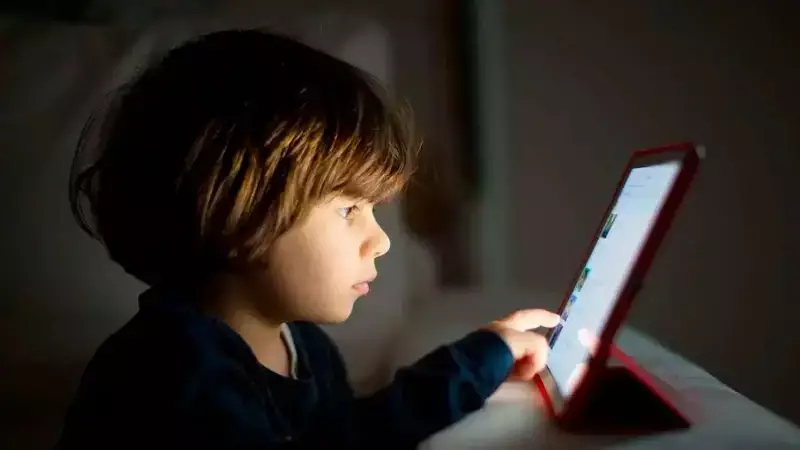 Uzman Uyardı: Ekran Bağımlılığı Beyin Sağlığını Tehdit Ediyor