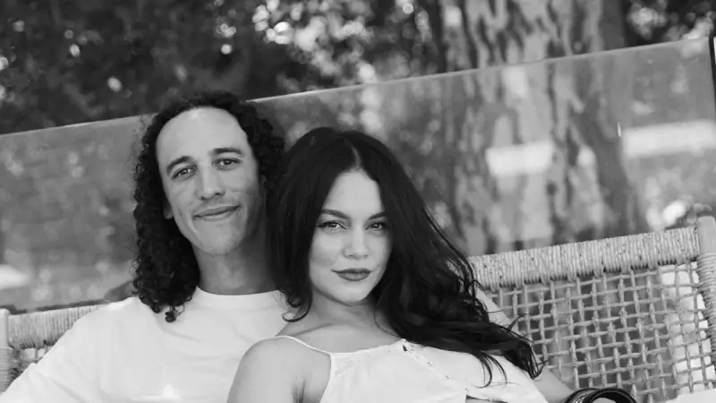 Vanessa Hudgens İkinci Kez Anne Oldu! High School Musical Yıldızından Mutlu Haber