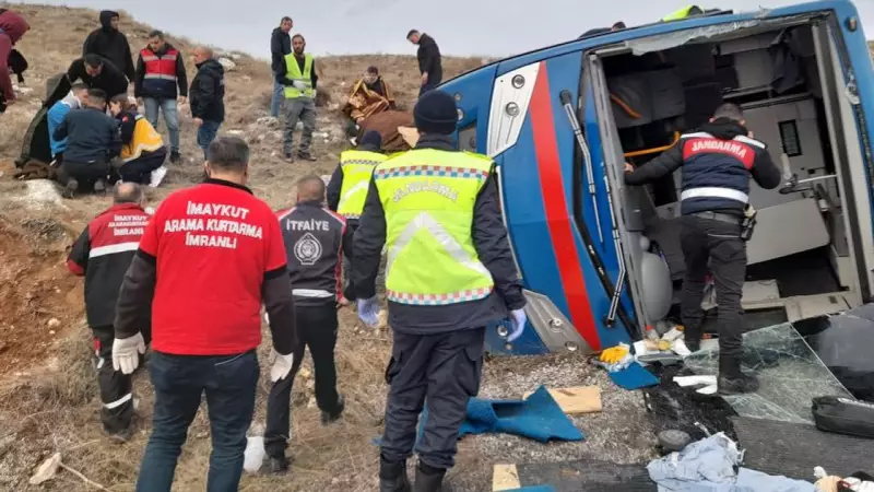 Zara'da Cezaevi Nakil Aracı Devrildi: 9 Yaralı, 7'si Jandarma