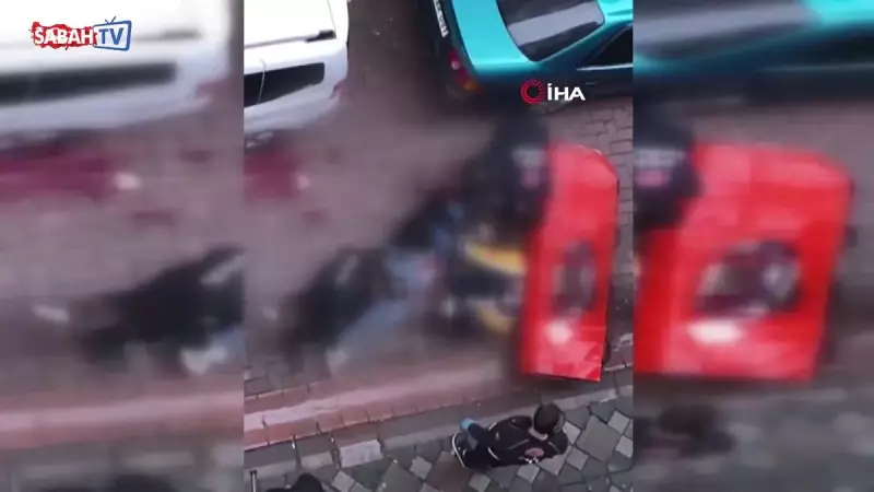 Zeytinburnu'nda taksici evinin önünde bıçaklanarak öldürüldü