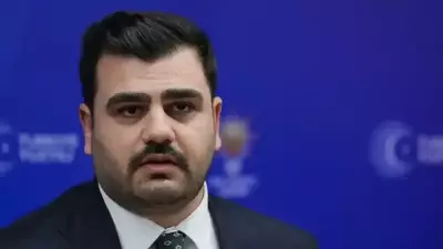 Buca'da Grev ve Tatil Skandalı: Özgür Özel'e Sert Eleştiri