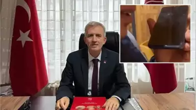 CHP'de Balıkesir'de İlçe Başkanı ve Üyesi Görevden Alındı