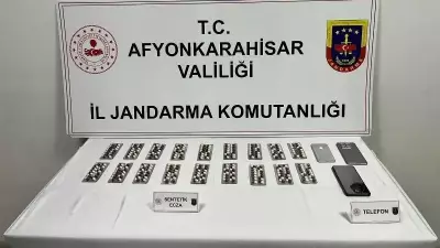 Jandarma Uyuşturucu Operasyonu: 3 Gözaltı ve 5 Kilo Esrar Ele Geçirildi