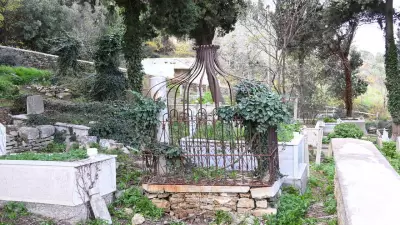 Osmanlı Komutanı Necip Paşa'nın Kayıp Mezarı Gelibolu'da Bulundu