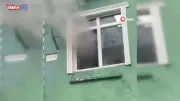 Fatih'te 8 Kişilik Ailenin Yaşadığı 2 Katlı Evde Yangın: Son Anda Kurtuldular