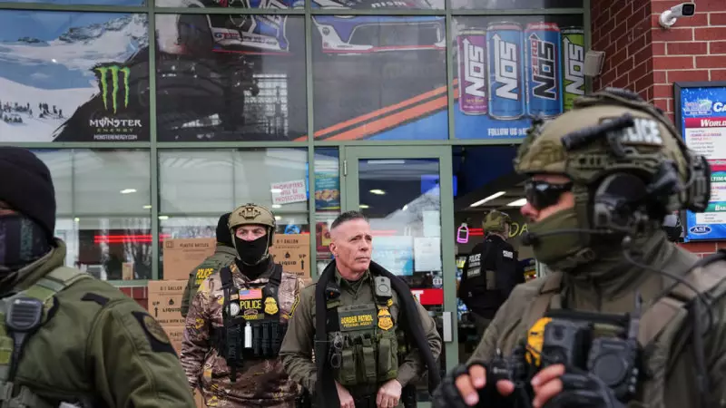 ABD'de Göçmen Operasyonu: 5 Yaşındaki Çocuk Babasıyla Gözaltına Alındı