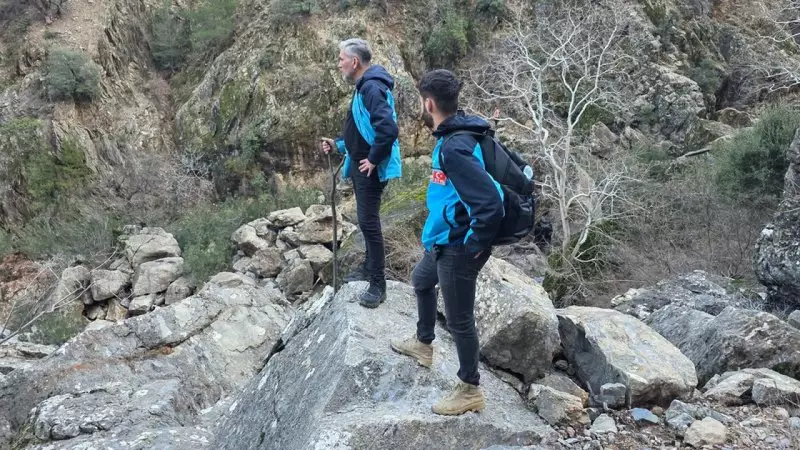 Adana Kozan'da 16 Yaşındaki Hatice Kaya Kayıp, Arama Çalışmaları Başlatıldı