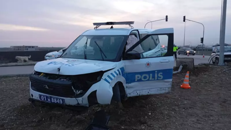 Adana'da Polis Takibinde Kaza: 3 Polis Yaralandı, 2 Şüpheli Gözaltında