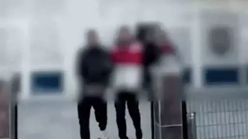 Çanakkale'de Göç Operasyonu: 33 Kaçak Yakalandı, 5 Organizatör Tutuklandı