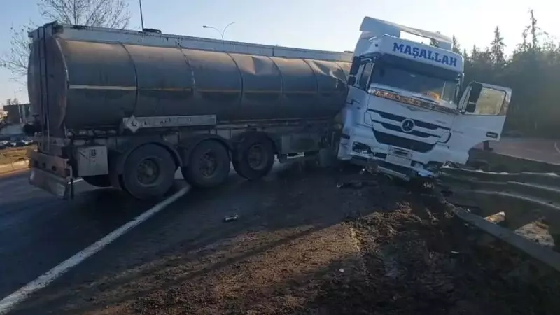 Şanlıurfa'da Buzlanma Nedeniyle Zincirleme Kazada 2 Kişi Hayatını Kaybetti