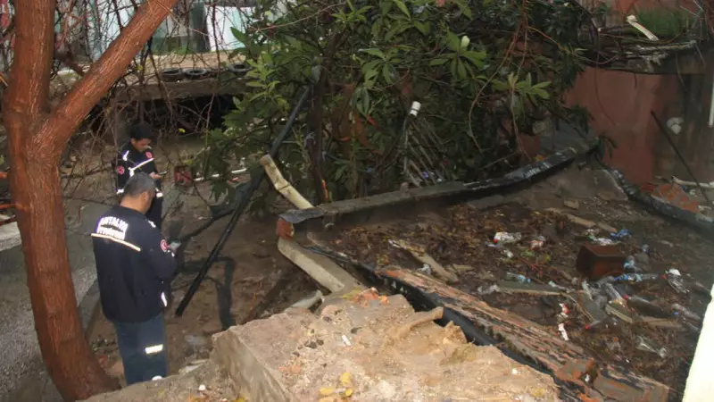 Antalya Serik'te Sağanakta Kullanılmayan Bina Çöktü: Can Kaybı Yok