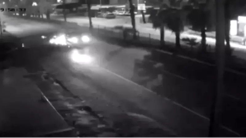 Antalya'da Emekli Polis Memuru Kamyonet Çarpması Sonucu Hayatını Kaybetti