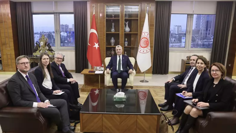 Bakan Bolat, AB'nin Vergi ve Gümrük Genel Müdürü Thomas ile Görüştü