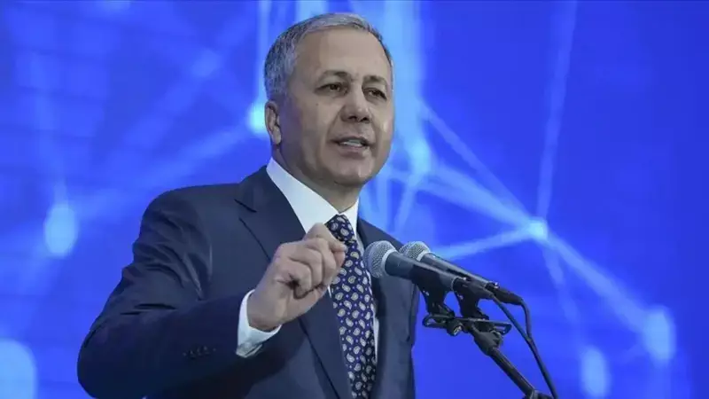 Bakan Yerlikaya'dan Sert Tepki: Jandarmaya Hakaret Edenler Bedelini Ödeyecek