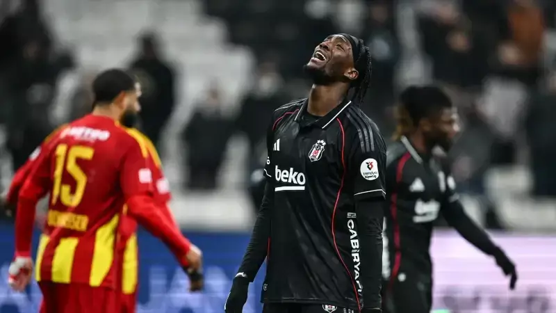 Beşiktaş, Tammy Abraham'ın Aston Villa'ya Transferini KAP'a Bildirdi