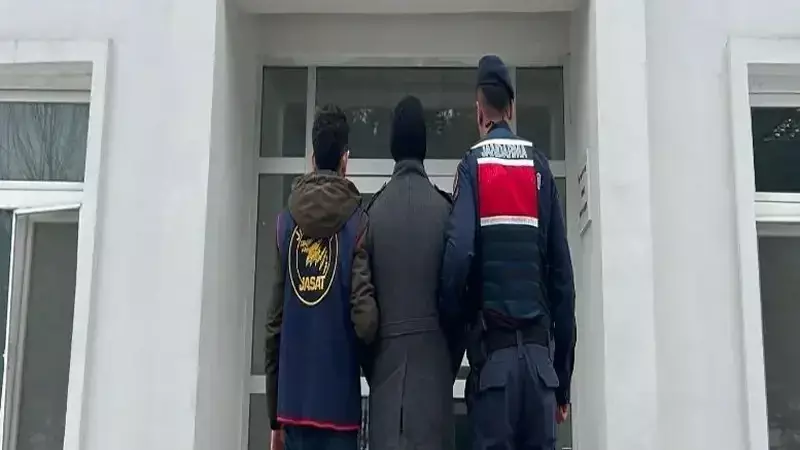 Bolu'da Jandarma Operasyonu: 40 Yıl Hükümlü Dahil 6 Aranan Yakalandı