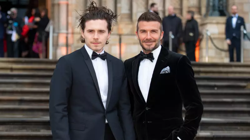 Brooklyn Beckham, Aile Tartışmalarını Fırsata Çevirip Babasından İlhamlı Acı Sosunu Tanıttı