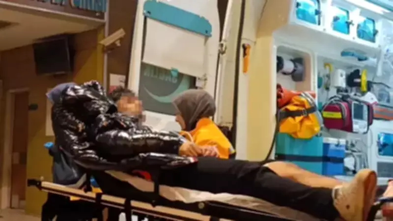 Bursa İnegöl'de Bıçaklı Kavga: 16 Yaşındaki Genç Yaralandı, Şüpheli Kaçtı