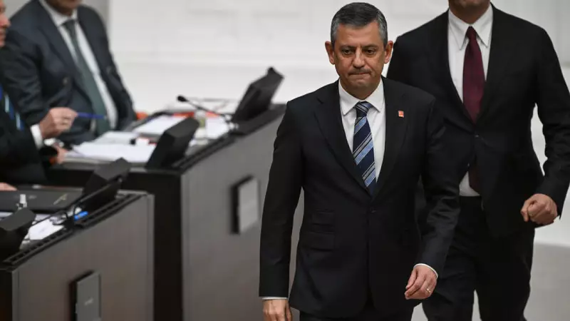 CHP Lideri Özgür Özel'den En Düşük Emekli Maaşı Kanununa Sert Tepki: Anayasa Mahkemesi'ne Taşıyacağız