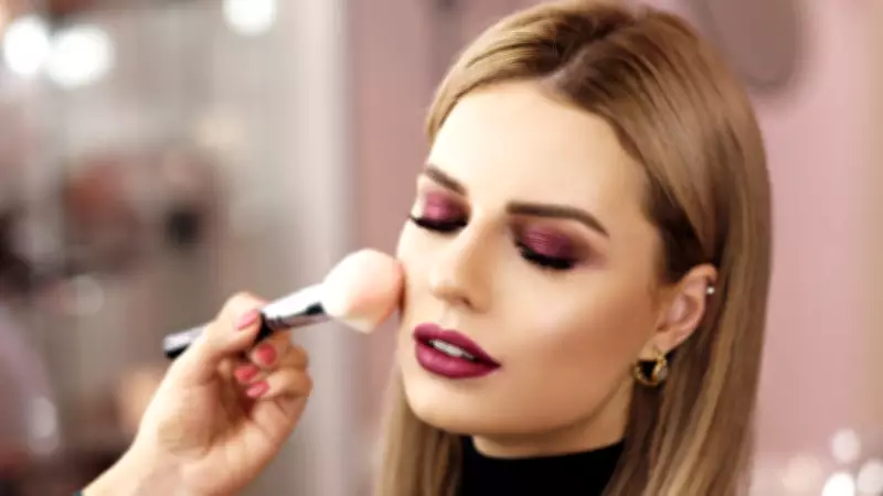 Diyanet Açıkladı: Oruçluyken Makyaj Yapmak Orucu Bozar mı?