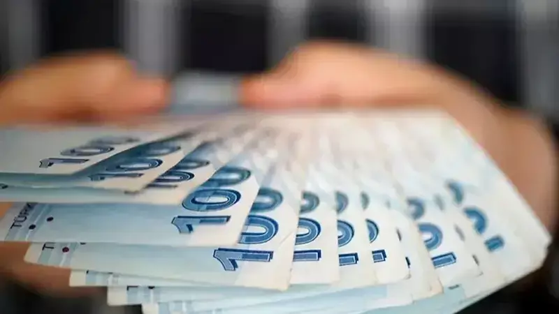 Emeklilere Bayram İkramiyesi 2026: 5 Bin TL mi, 5 Bin 500 TL mi?