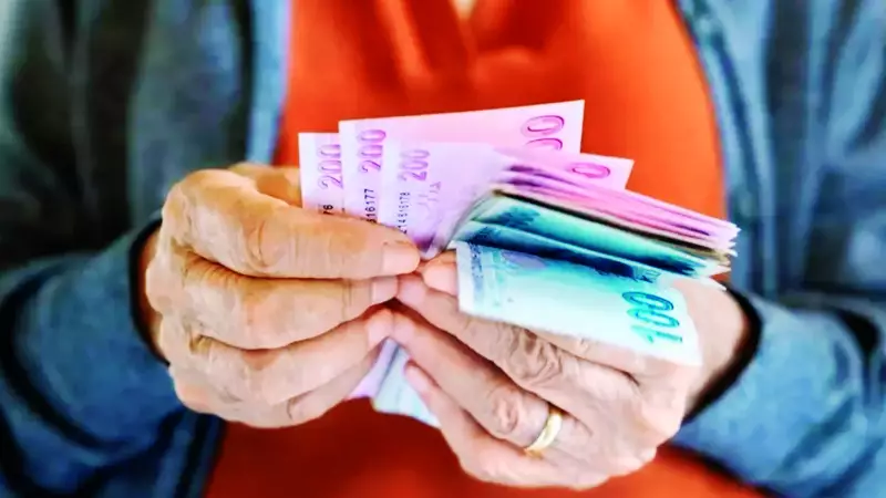 En Düşük Emekli Maaşı 18.939 Liraya Yükseliyor: 100 Milyar Liralık Destek