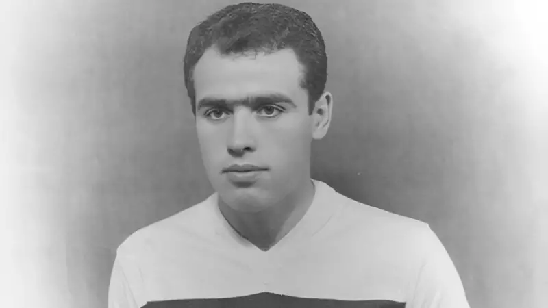 Eski Milli Futbolcu Ayfer Elmastaşoğlu 82 Yaşında Hayatını Kaybetti