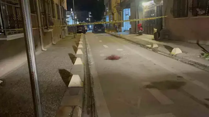 Eskişehir'de Kız Meselesi Yüzünden Çıkan Kavga: Genç 4 Yerinden Bıçaklandı