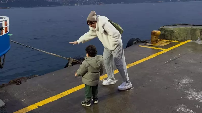 Ezgi Mola: 'Bir Zaman Sınırı İşimize Yarayacak' Dedi, Oğlu Can'la Yeni Paylaşım Yaptı